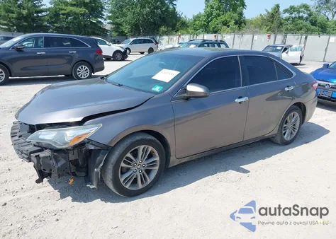 2015 Toyota Camry Se z USA, uszkodzony, nr VIN 4T1BF1FK7FU972763